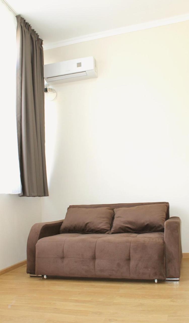Hotel Tiflis Garden Extérieur photo