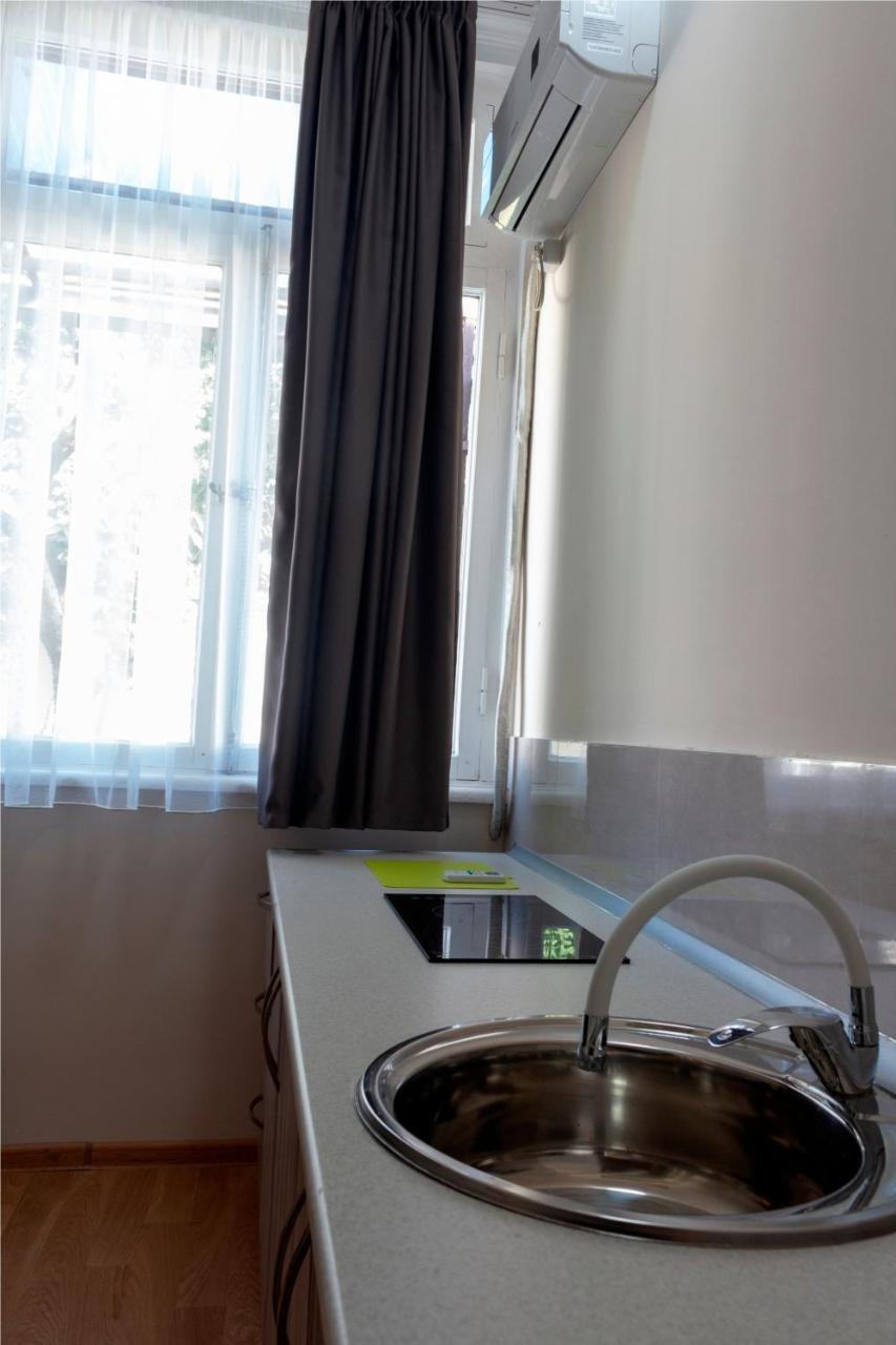 Hotel Tiflis Garden Extérieur photo